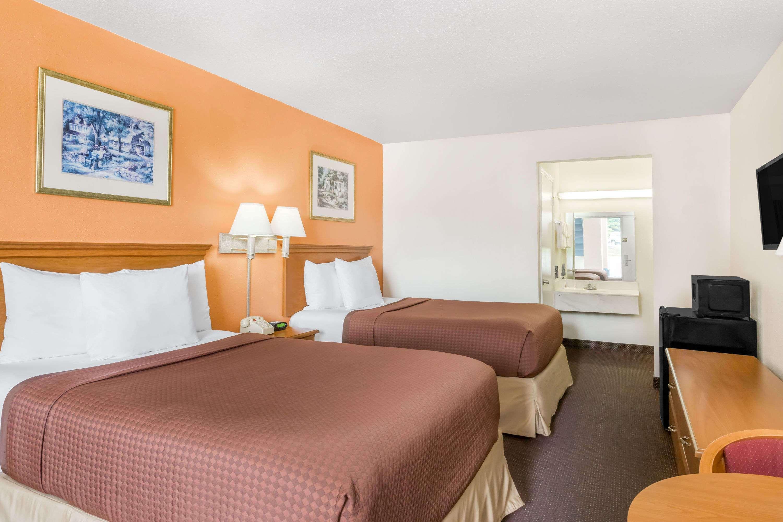 Days Inn By Wyndham Christiansburg Luaran gambar