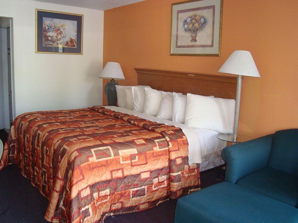 Days Inn By Wyndham Christiansburg Luaran gambar